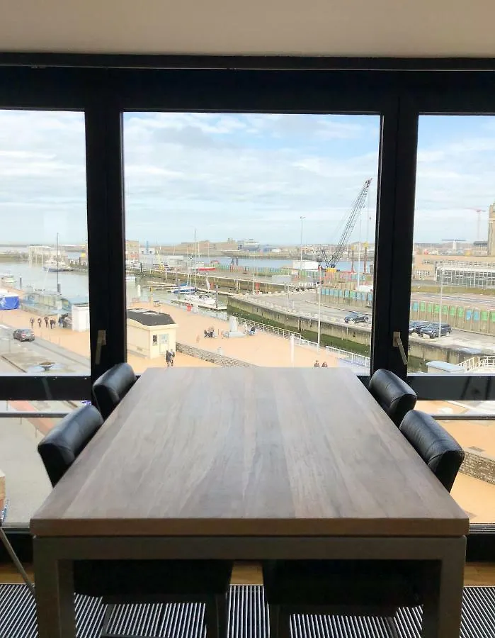 Cosy, Modern Studio With An Awesome View Of Ostend Apartment